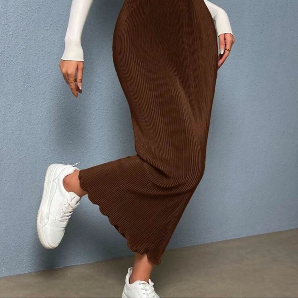 SHEIN Brown Ribbed Scallop Hem Pencil Skirt